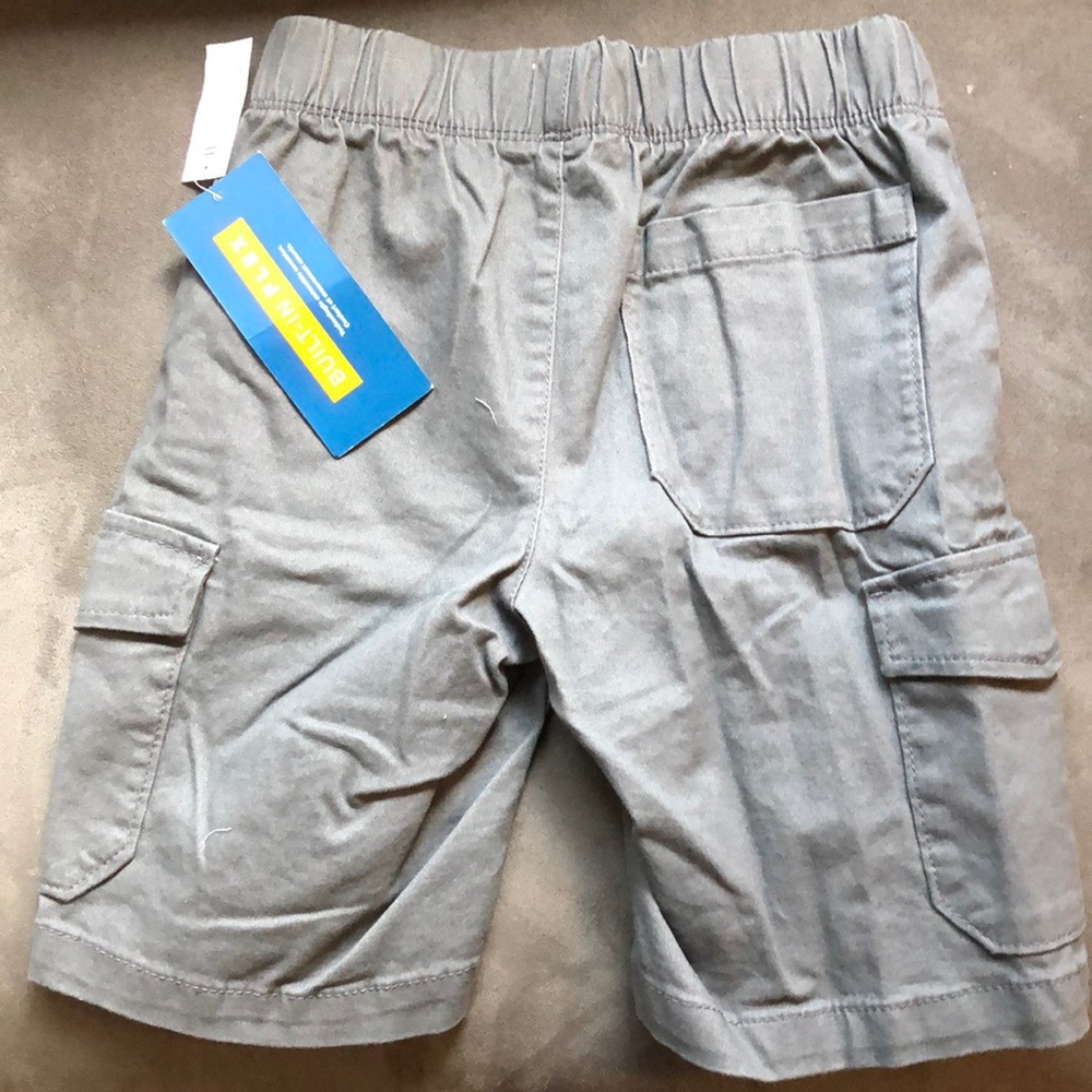 Boys Cargo Shorts - Picture 2 of 2